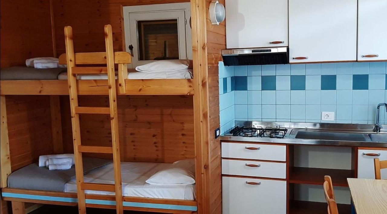 Le Dune Villaggio Лидо-ди-Фонди Экстерьер фото